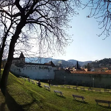 Schiller 3 * Braşov